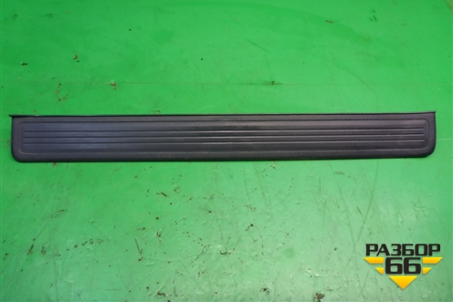 Накладка порога внутренняя переднего правого (в проём) (84202SWAAM1) для Honda CR-V(RE) с 2006-2012г (ЦРВ СРВ)