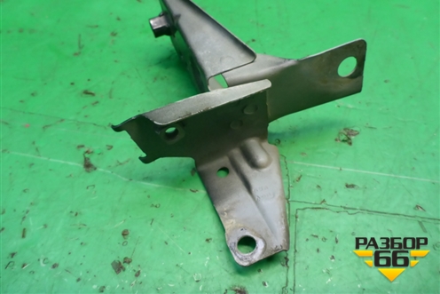 Кронштейн переднего бампера правый для Honda CR-V(RE) с 2006-2012г (ЦРВ СРВ)