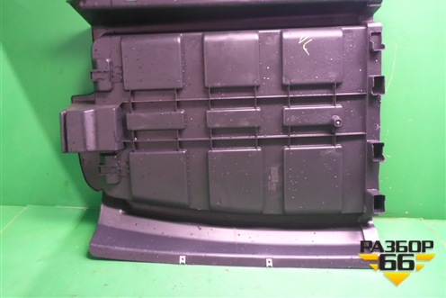 Полка левая (504060179) для Iveco Daily с 2006-2011г (Дейли)