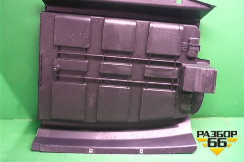 Полка правая (504060178) для Iveco Daily с 2006-2011г (Дейли)