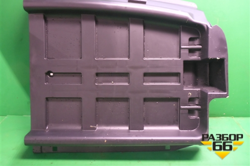 Полка правая (504060178) для Iveco Daily с 2006-2011г (Дейли)