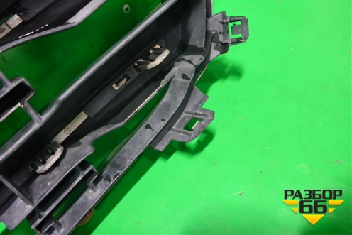 Решетка радиатора (до 2012г) (5310160480) для Toyota Land Cruiser (200) с 2008г (Ленд Крузер)