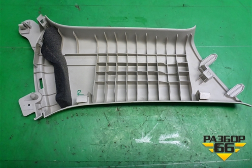 Обшивка стойки задняя верхняя правая (передняя) (EG2168251) для Mazda CX 7 с 2006-2012г (СХ7)