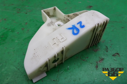 Кронштейн заднего бампера правый (под фонарь) (EG2150321) для Mazda CX 7 с 2006-2012г (СХ7)