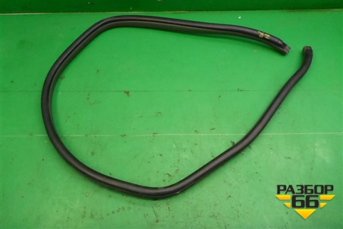 Уплотнитель двери задней правой для Hyundai Santa Fe с 2000-2012г (Classic) (Санта Фе)