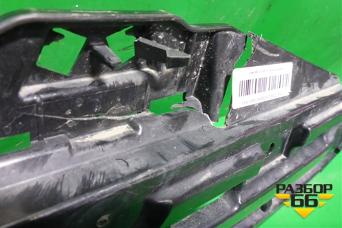 Кронштейн заднего бампера центральный (после 2020г) (51129879357) для BMW 6-серия GT G32 с 2017г