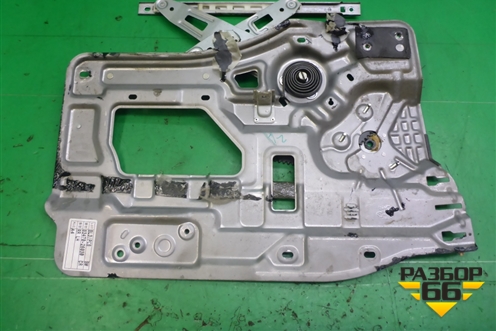 Стеклоподъёмник электрический задний левый (без моторчика) (8347026030) для Hyundai Santa Fe с 2000-2012г (Classic) (Санта Фе)