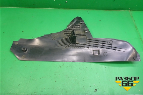 Накладка внутренняя (на консоль правая) (1Z1863046A) для Skoda Octavia (А5) с 2004-2013г (Октавия)