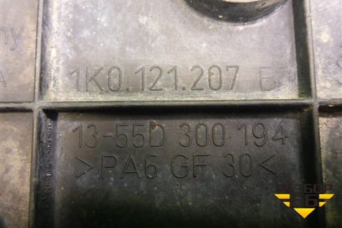 Диффузор вентилятора (1K0121207) для Skoda Octavia (А5) с 2004-2013г (Октавия)