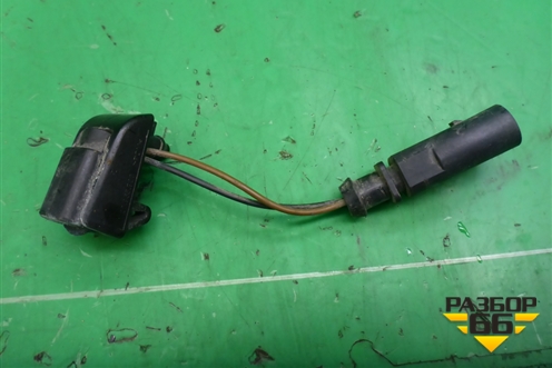 Форсунка омывателя лобового стекла (с подогревом) (1Z0955986) для Skoda Octavia (А5) с 2004-2013г (Октавия)