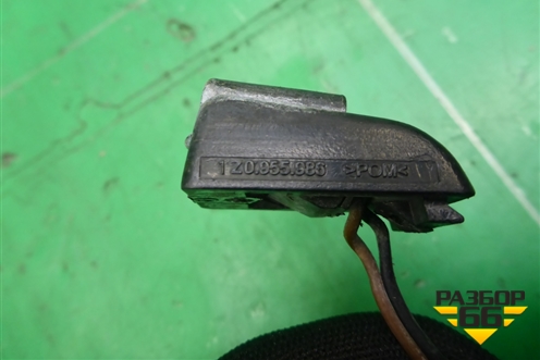 Форсунка омывателя лобового стекла (с подогревом) (1Z0955986) для Skoda Octavia (А5) с 2004-2013г (Октавия)