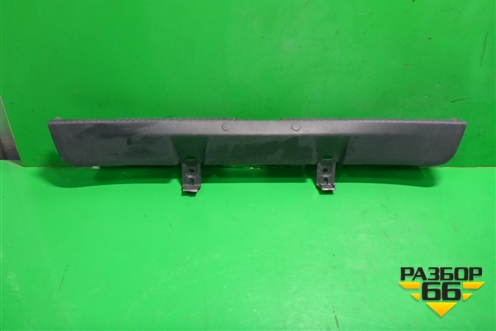 Обшивка багажника на заднюю панель (5JA863485B) для Skoda Rapid с 2013г (Рапид)