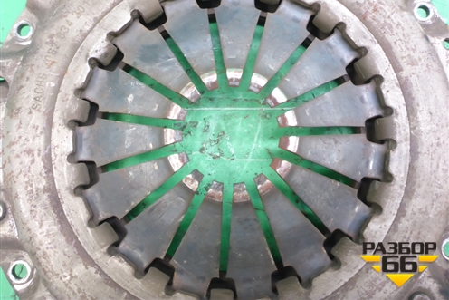 Корзина сцепления (1.6л F16D3) (3082634201) для Chevrolet Cruze c 2009-2015г (Круз)