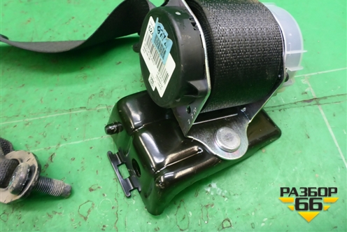 Ремень безопасности задний правый (13359772) для Chevrolet Cruze c 2009-2015г (Круз)