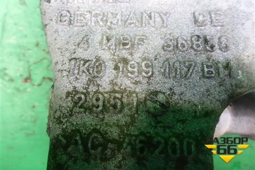 Кронштейн КПП левый (1K0199117BM) для Skoda Octavia (А5) с 2004-2013г (Октавия)