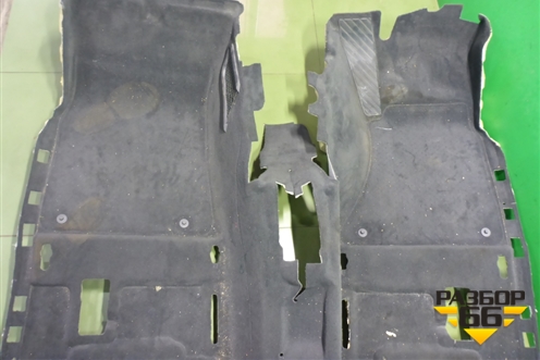 Покрытие напольное (правый руль) (8R2863021B) для Audi Q5 c 2008-2017г (Ку 5)