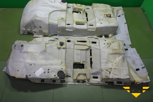 Покрытие напольное (правый руль) (8R2863021B) для Audi Q5 c 2008-2017г (Ку 5)