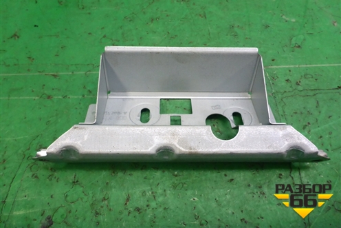 Кронштейн (кнопки открывания багажника) (8R0827569A) для Audi Q5 c 2008-2017г (Ку 5)