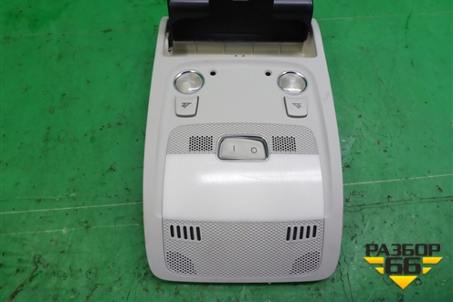 Плафон салонный передний (8T0947135BF) для Audi Q5 c 2008-2017г (Ку 5)