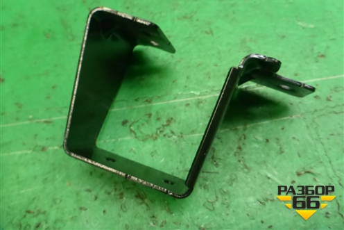 Кронштейн (крепления буксировочной петли) (8R0813383H) для Audi Q5 c 2008-2017г (Ку 5)