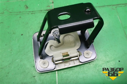 Кронштейн (сетки в багажник правый) (8K9861736) для Audi Q5 c 2008-2017г (Ку 5)