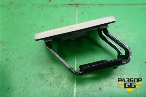 Кронштейн (сетки в багажник правый) (8K9861736) для Audi Q5 c 2008-2017г (Ку 5)