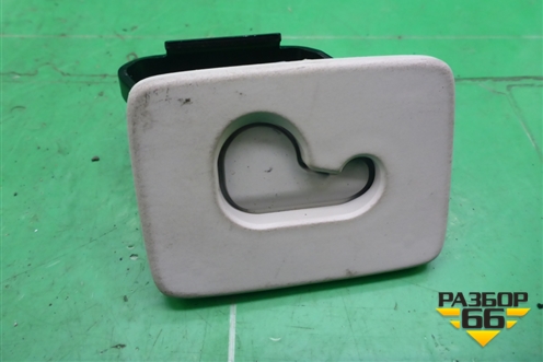 Кронштейн (сетки в багажник правый) (8K9861736) для Audi Q5 c 2008-2017г (Ку 5)