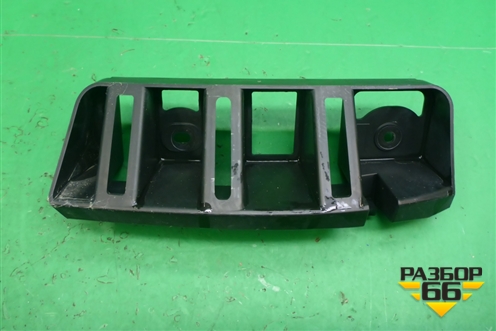 Кронштейн заднего бампера левый (под фонарём) (5JH807393A) для Skoda Rapid с 2013г (Рапид)