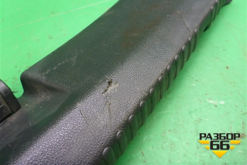 Обшивка багажника на заднюю панель (5JA863485B) для Skoda Rapid с 2013г (Рапид)