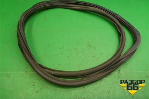 Уплотнитель двери передней правой (5JA867366D) для Skoda Rapid с 2013г (Рапид)