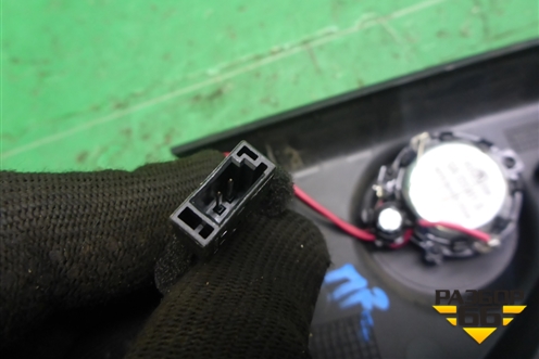 Накладка двери передней правой уголок (5JA837974) для Skoda Rapid с 2013г (Рапид)