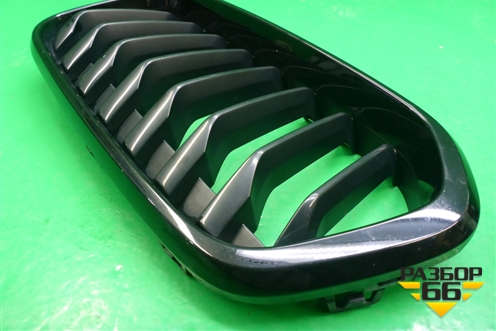 Решетка радиатора (правая) (7424778BZS) для BMW X2 F39 с 2018г (Х2 Ф39)