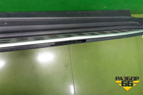 Подножка правая (A1666980525) для Mercedes Benz GL-Klass X166 с 2012г (ГЛ)