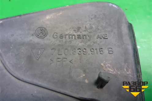 Накладка двери задней левой (с торца задняя) (7L0839915B) для Volkswagen Touareg c 2002-2010г (Туарег)