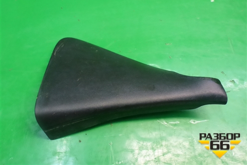 Накладка двери задней левой (с торца задняя) (7L0839915B) для Volkswagen Touareg c 2002-2010г (Туарег)