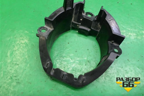 Кронштейн ПТФ левый для Toyota Isis c 2004-2018г (Исис)