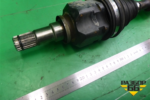 Привод передний левый (1.8л 2ZR АКПП наруж 26 шлицов  внутр 20 шлицов) для Toyota Isis c 2004-2018г (Исис)