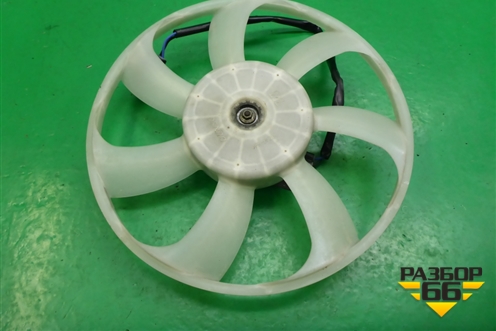 Вентилятор охлаждения радиатора для Toyota Isis c 2004-2018г (Исис)