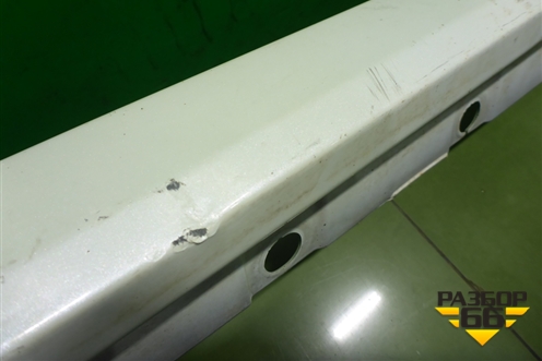 Накладка на порог наружная правая (7690244081) для Toyota Isis c 2004-2018г (Исис)