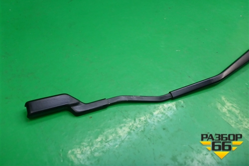 Поводок стеклоочистителя правый (8450030855) для VAZ Vesta/Веста с 2015г