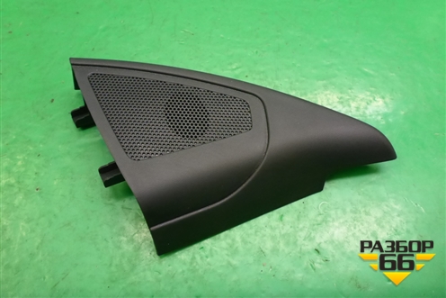 Накладка двери передней правой уголок (8450008047) для VAZ Vesta/Веста с 2015г