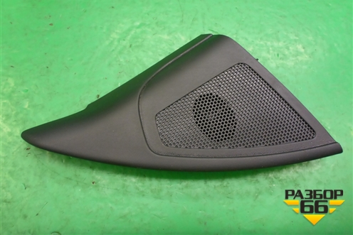 Накладка двери передней правой уголок (8450008047) для VAZ Vesta/Веста с 2015г