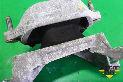 Опора КПП (2.0л CDN АКПП) (8K0399151) для Audi A4 (В8) с 2007-2015г (А4)