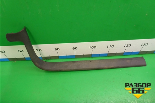 Накладка порога внутренняя переднего правого (5-ти дверный кузов) (9646210877) для Citroen C4 с 2005-2011г (С4)