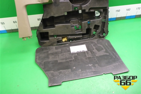 Ящик инструментальный (5863544010) для Toyota Isis c 2004-2018г (Исис)