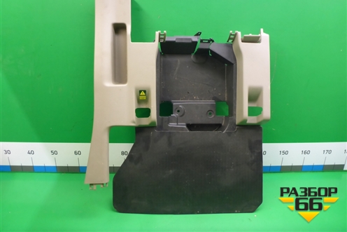 Ящик инструментальный (5863544010) для Toyota Isis c 2004-2018г (Исис)