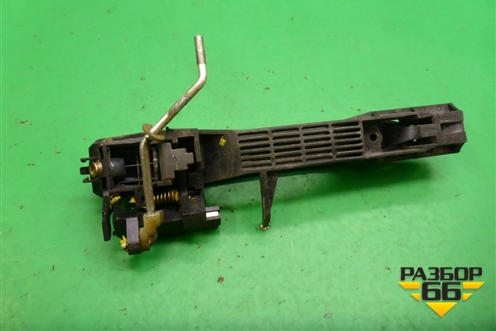 Ручка наружная двери задней левой для Toyota Isis c 2004-2018г (Исис)