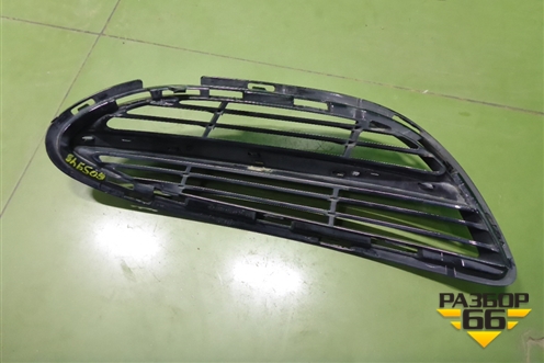 Решетка в передний бампер правая (до 2017г) (A2228850324) для Mercedes Benz S-Klass W222 с 2013-2020г (С)