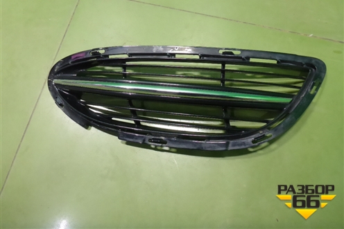 Решетка в передний бампер правая (до 2017г) (A2228850324) для Mercedes Benz S-Klass W222 с 2013-2020г (С)