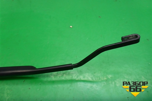 Поводок стеклоочистителя левый для Toyota Isis c 2004-2018г (Исис)